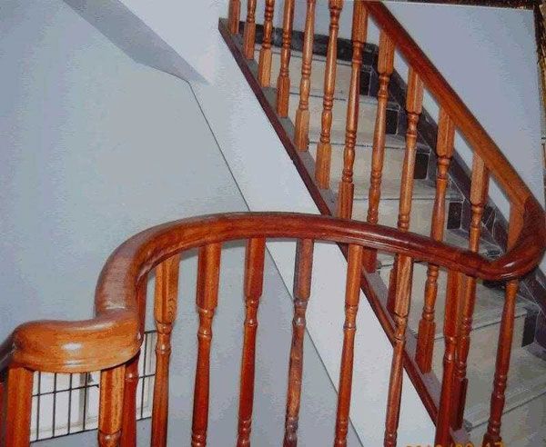 �ʲ�ʵľ¥�ݷ���